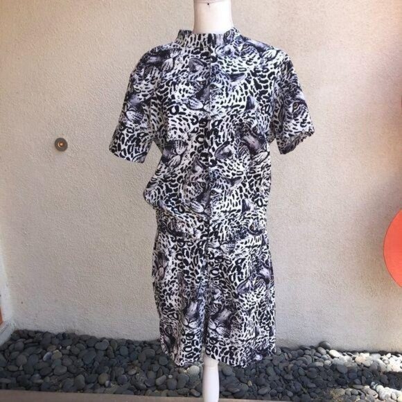 Tiger Print Unisex Romper With Elastic Waist - Picture 15 of 16